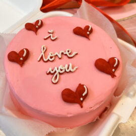 pinky love bento cake